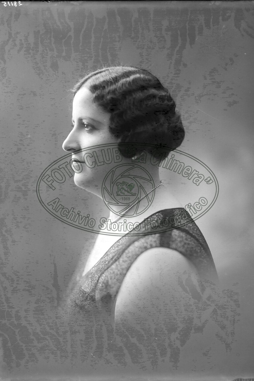 Ritratto Di Donna