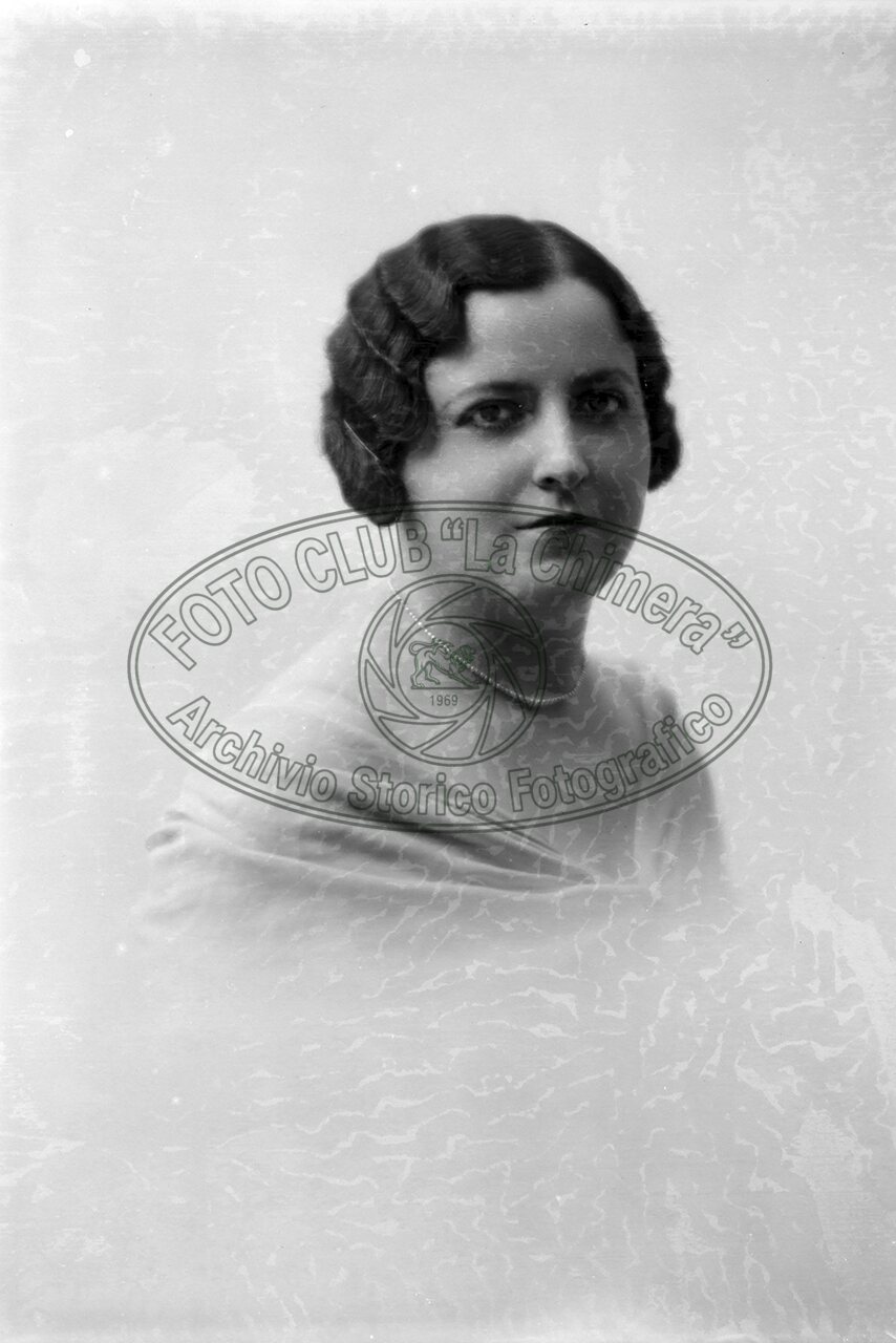 Ritratto Di Donna