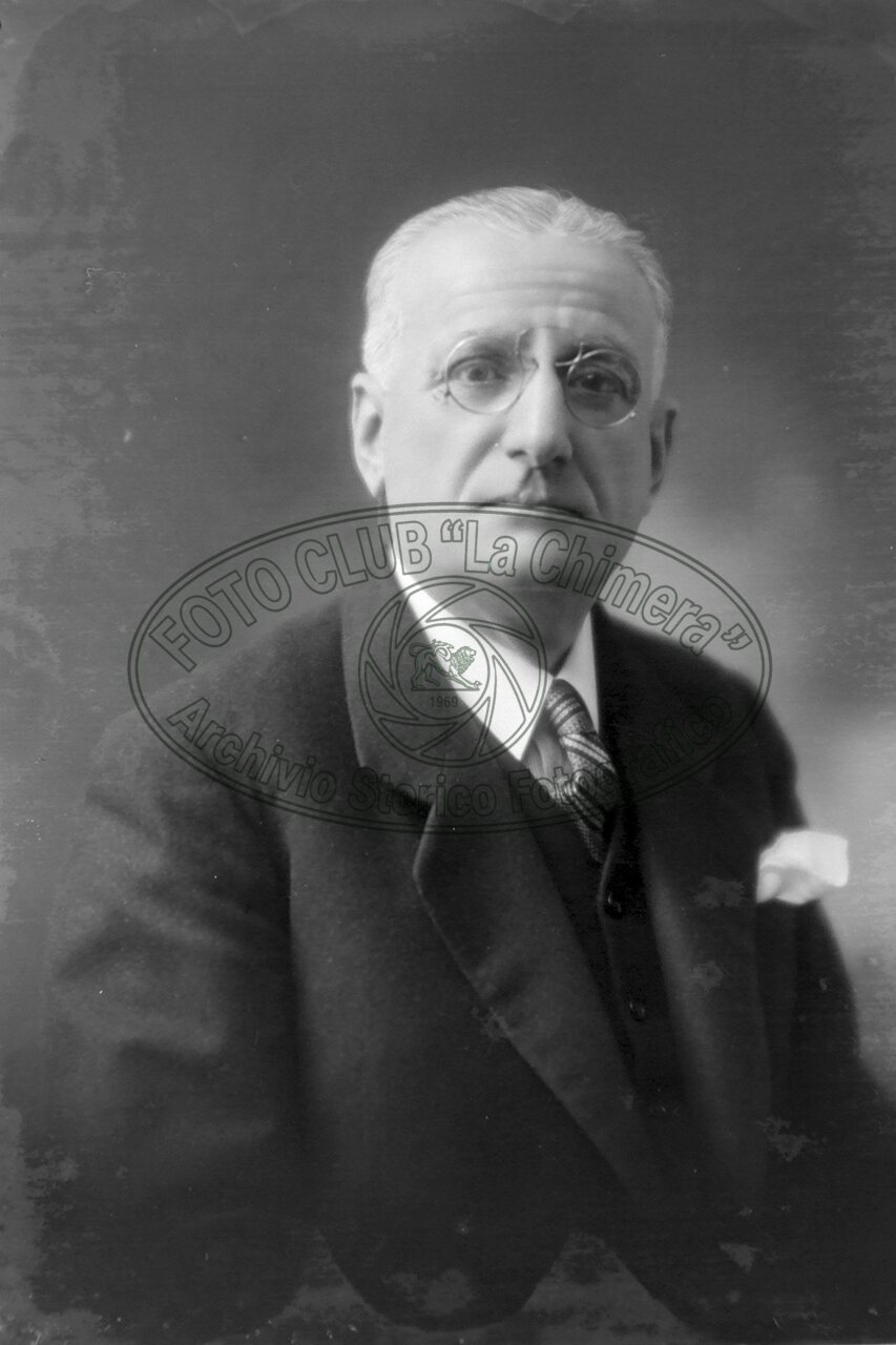 Ritratto Di Uomo
