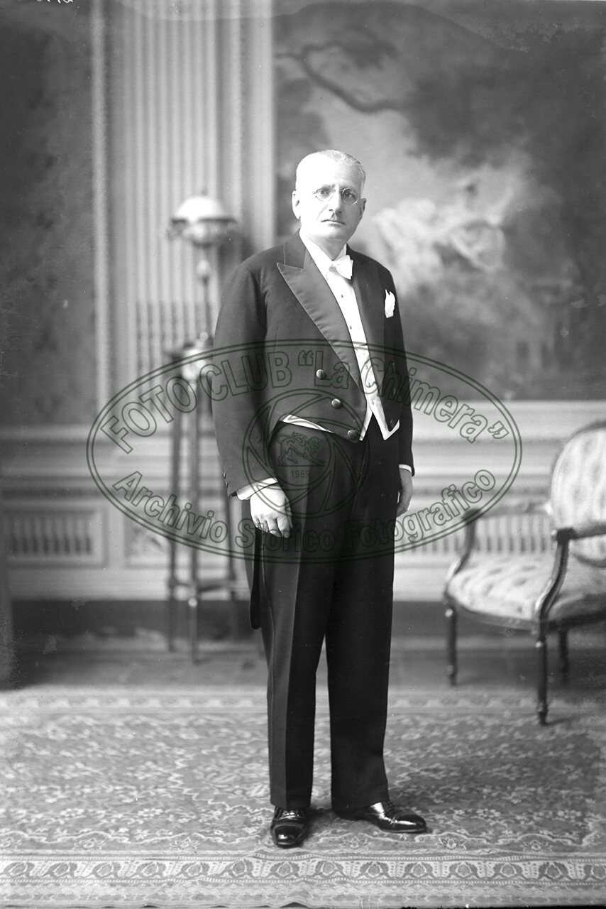 Ritratto Di Uomo