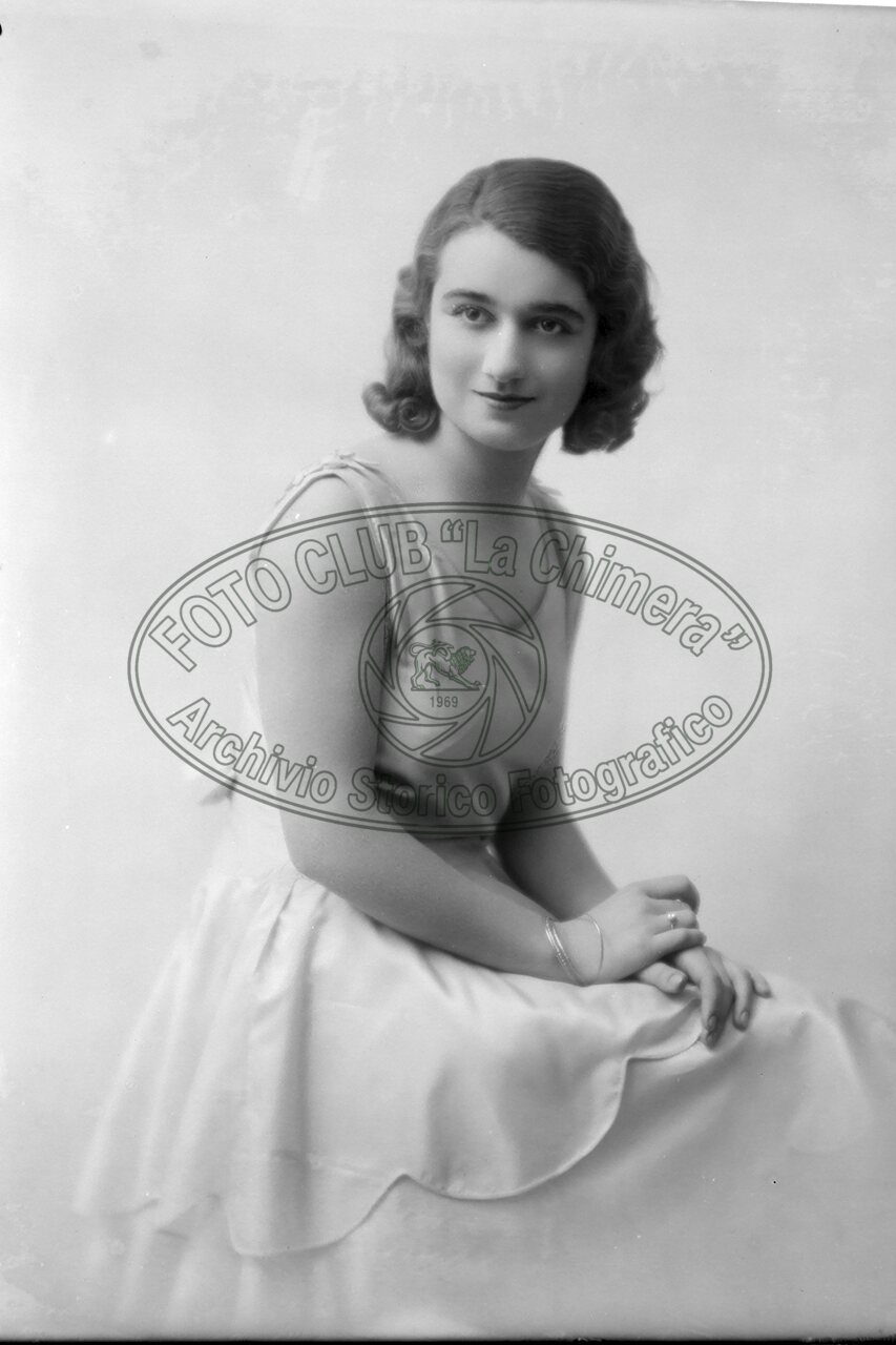 Ritratto Di Donna