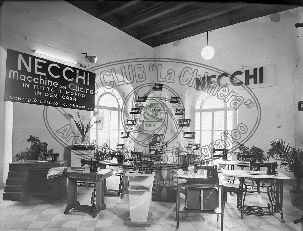 Arezzo Interno Negozio Necchi