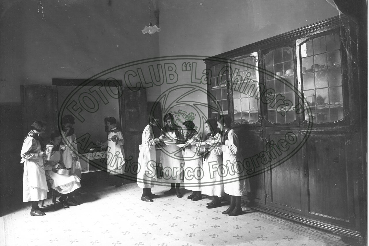 Arezzo Istituto S Caterina Addestramento Alla Cucina
