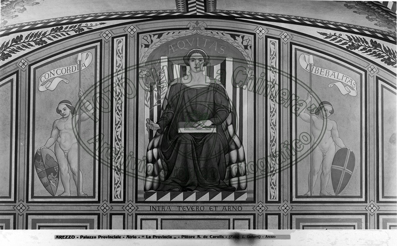 Palazzo Provinciale Atrio Dettaglio Figura Provincia
