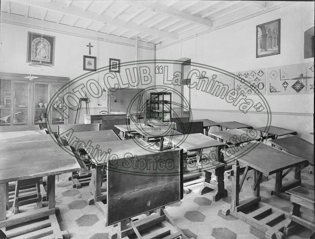 Poppi Scuole Complementari Un Aula Dadisegno 1932