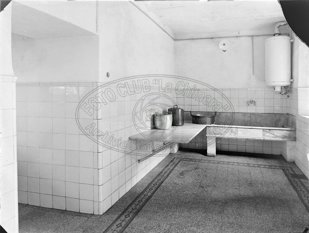 Arezzo Conservatorio S Caterina Acquaio Con Scalda Acqua